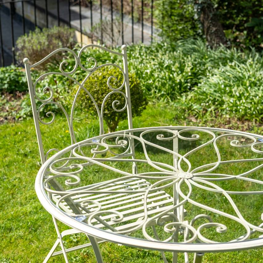 Cheltenham 5-piece bistro set table top in cream colour.