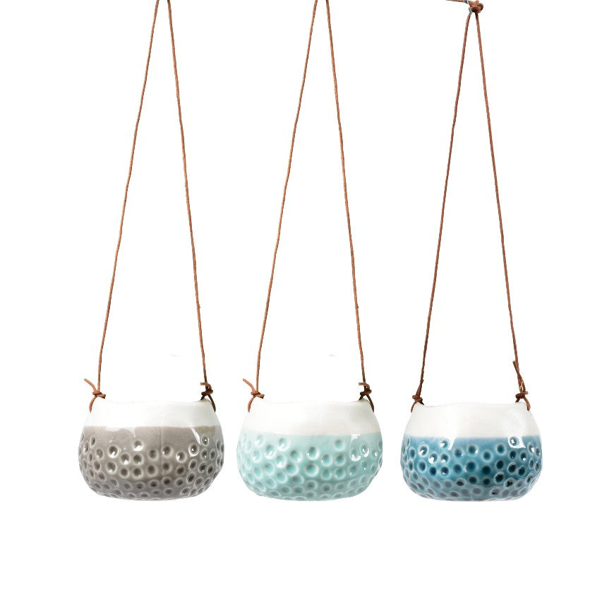 Burgon and Ball trio of 'Baby Dotty' hanging pots empty 